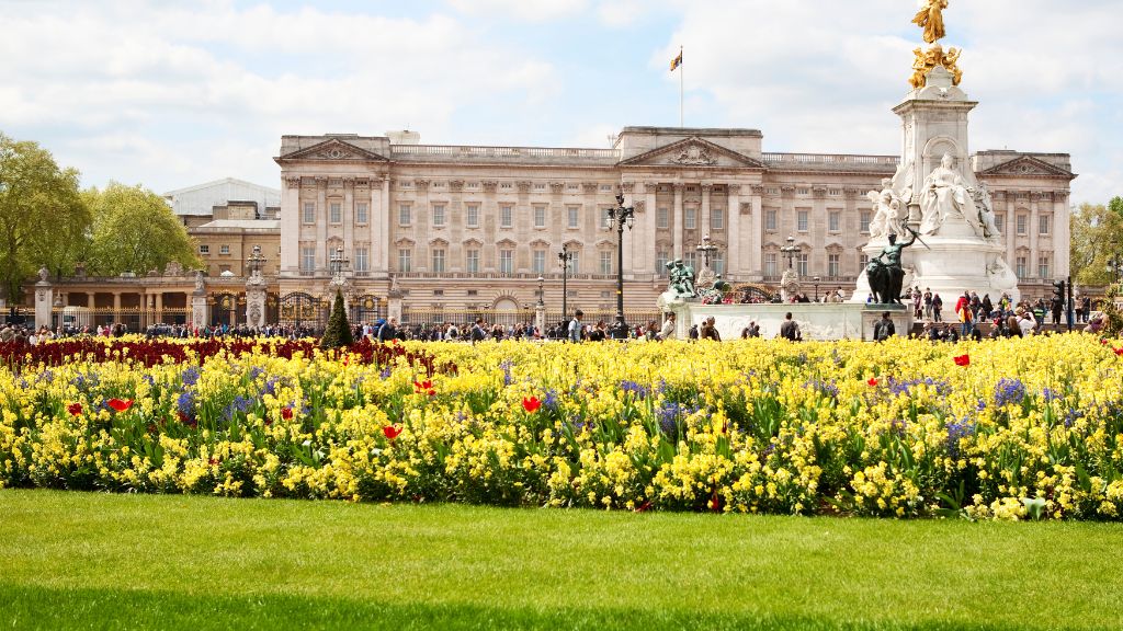Cung điện Buckingham tráng lệ