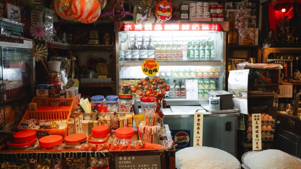 Phim trường Cửu Long Thành Trại tái hiện đầy sống động văn hóa người Hồng Kông