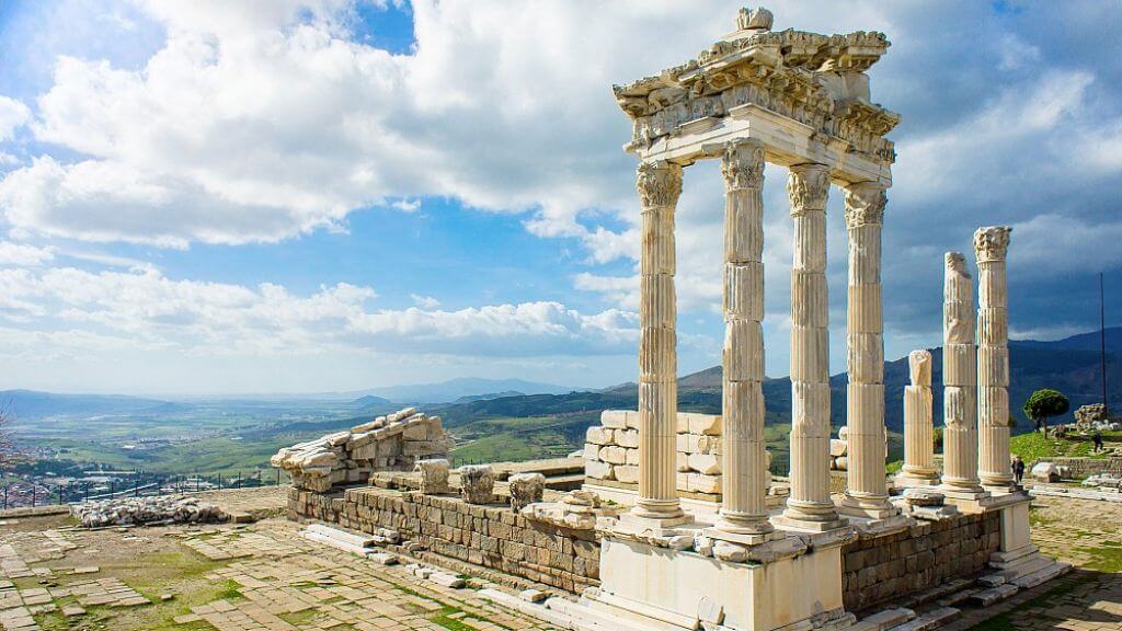 Tráng lệ Thành cổ La Mã Pergamon 2000 năm tuổi