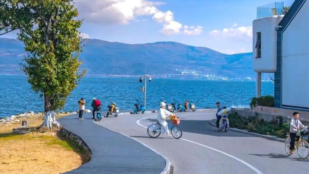 Check in cung đường chữ S tại Hồ Nhĩ Hải