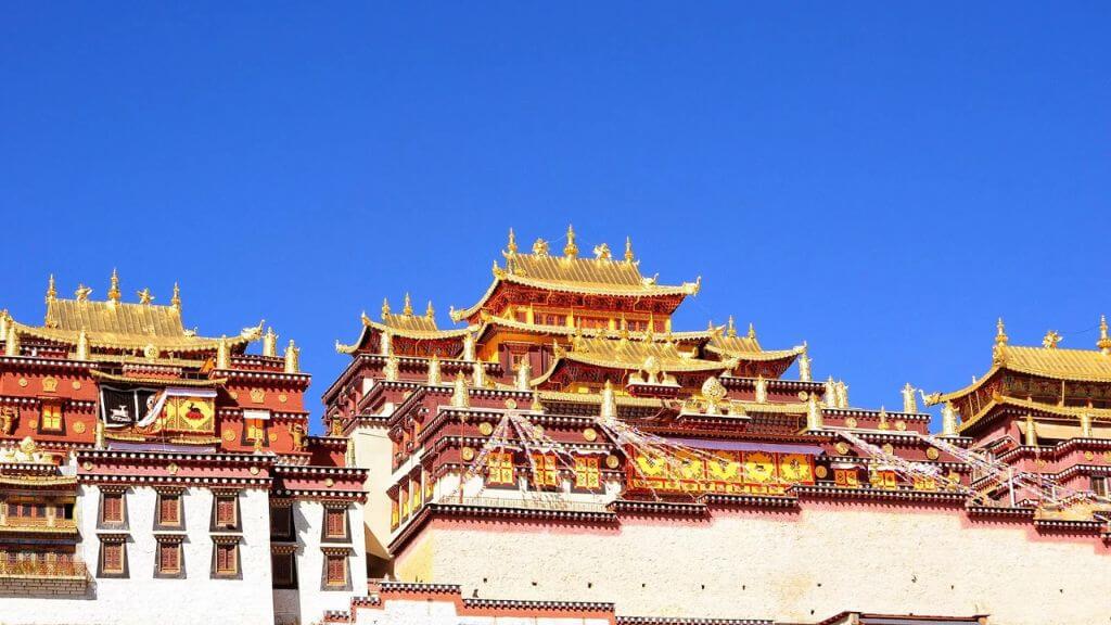 Tham quan tu viện Songzanlin (Tùng Tán Lâm)