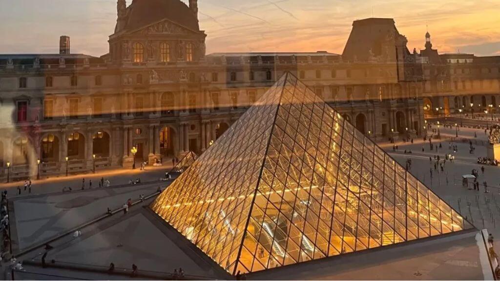 Bảo tàng Louvre – bảo tàng lâu đời nhất thế giới ở Paris