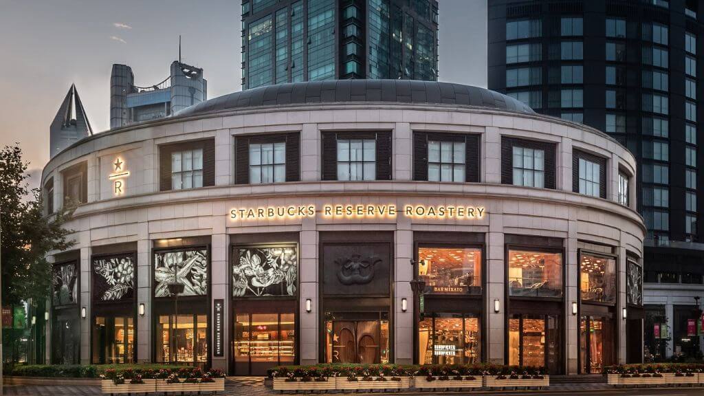 Cửa hàng Starbucks lớn nhất thế giới tại Thượng Hải