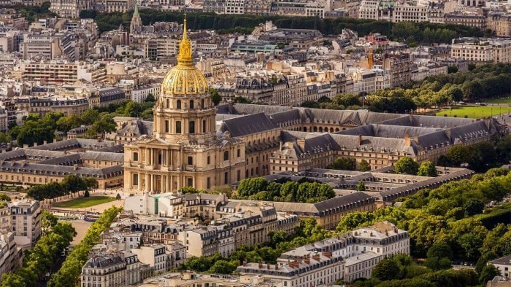 Choáng ngợp trước vẻ lộng lẫy của điện Invalides Pháp