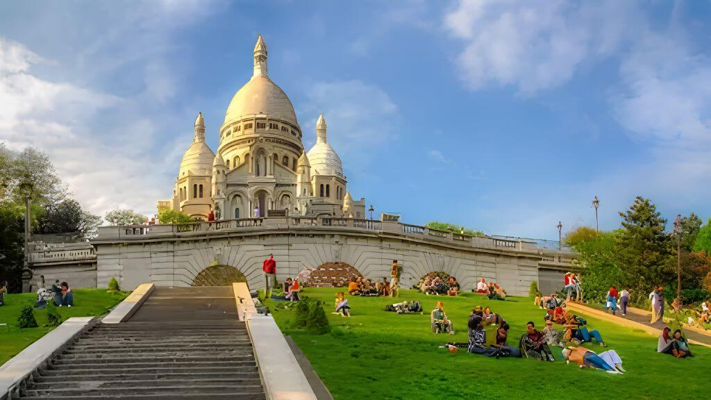 Đồi Montmartre   Một cái nhìn toàn cảnh Paris với chiều dài lịch sử huy hoàng