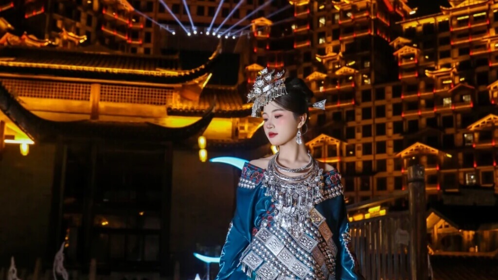 Du khách check in tại 72 Kỳ Lầu