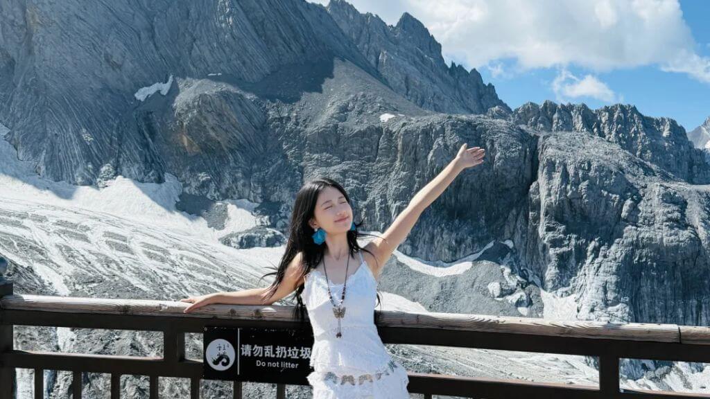 Chụp hình cực chất tại núi tuyến Ngọc Long