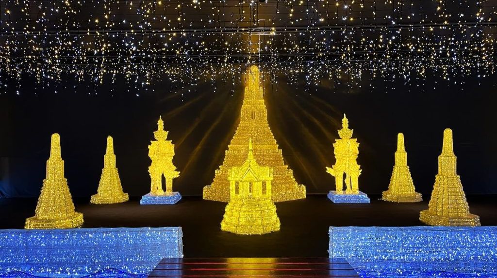 Quý khách ghé thăm không gian đầy phép thuật và sáng tạo của Công viên Ánh Sáng Bansukhawadee