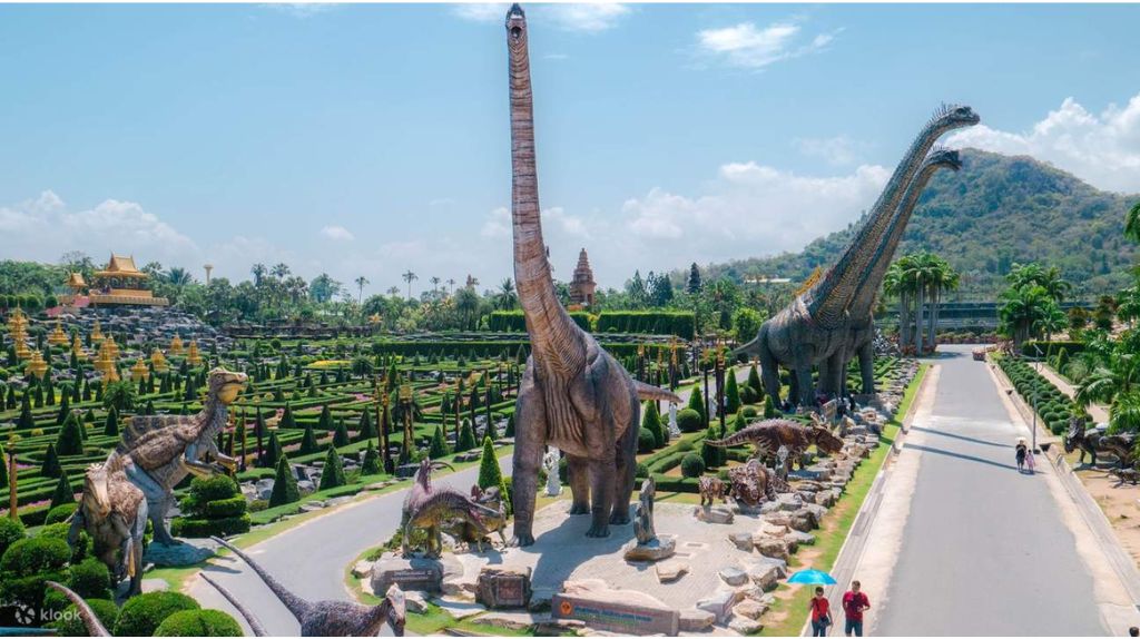 Tham quan Công viên khủng long Nongnooch