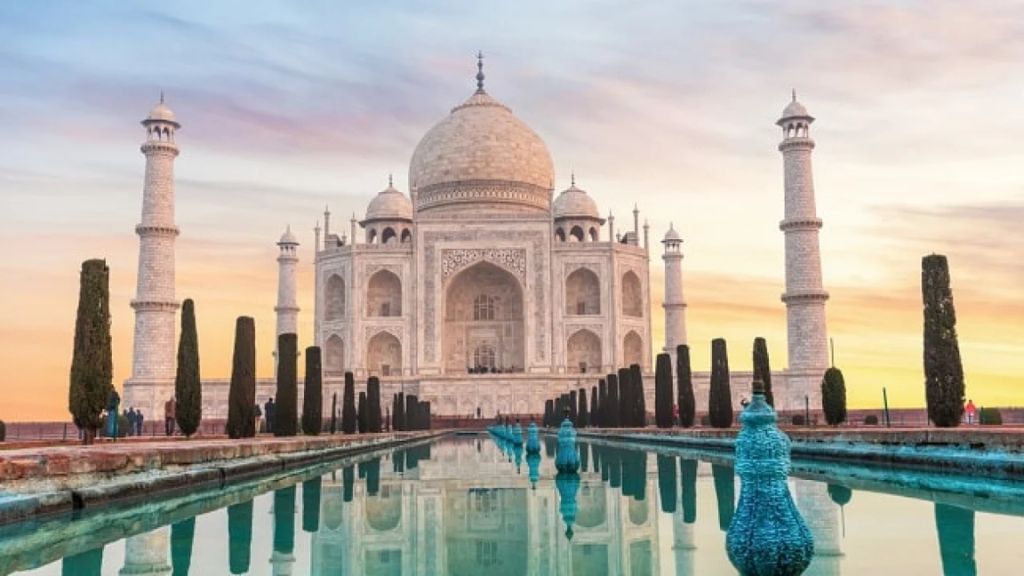 Tham quan Đền Taj Mahal tráng lệ
