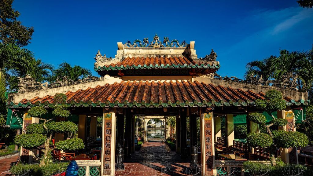 Tham quan Lăng Mạc Cửu, nơi thờ dòng họ Mạc