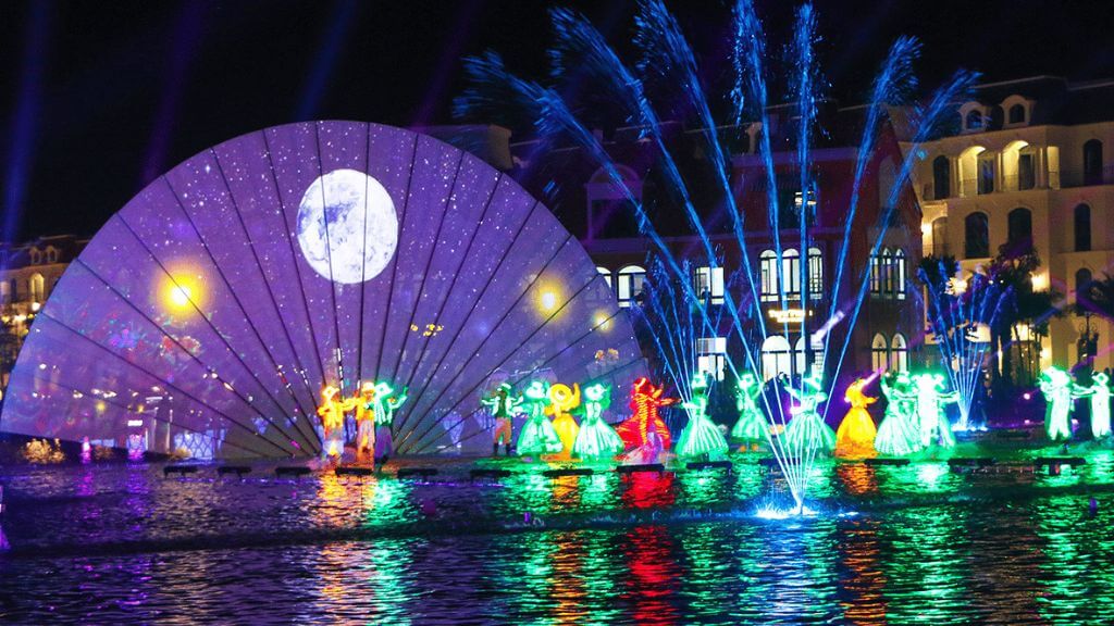 Thưởng thức show nhạc nước cực mãn nhãn