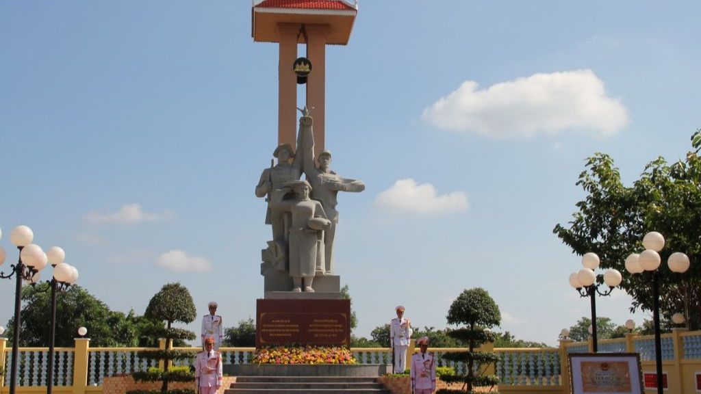 Tượng đài hữu nghị Việt nam Campuchia