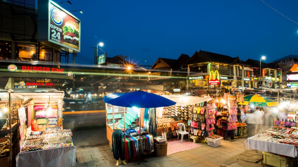 Chợ Night Bazaar sầm uất