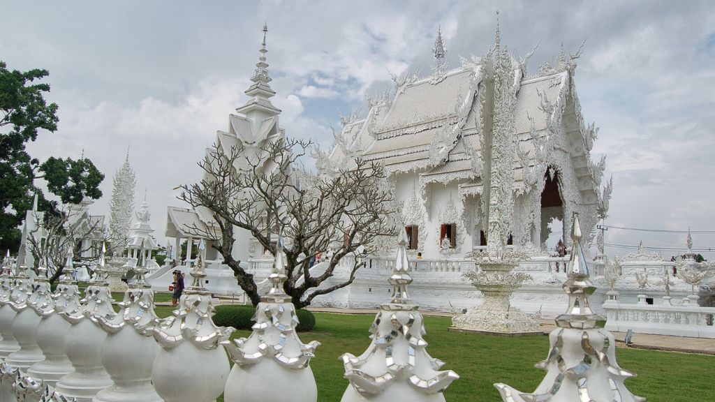 Chùa Trắng nổi tiếng tại Chiang Rai