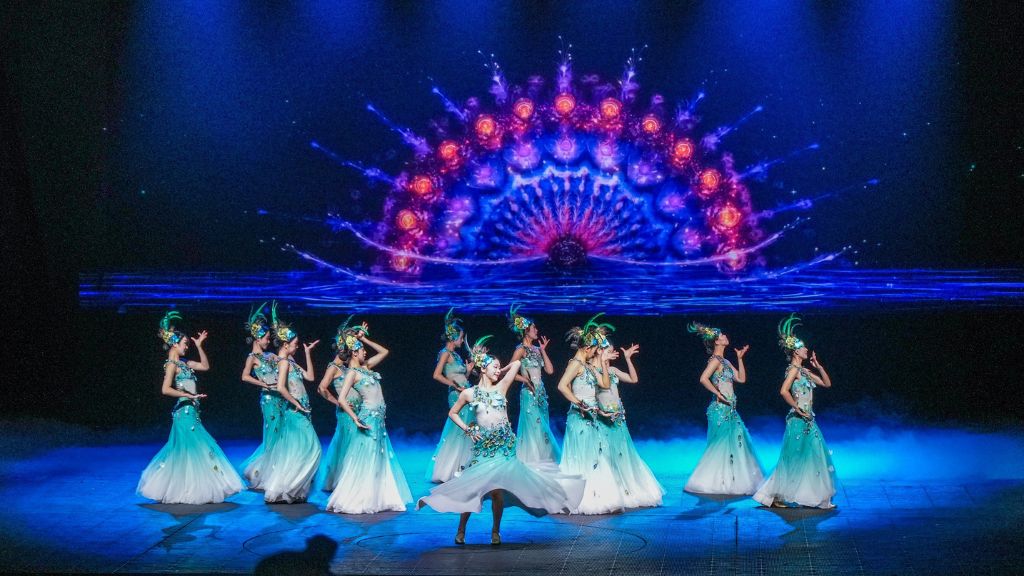 Tìm hiểu văn hóa lịch sử Lệ Giang qua show diễn Lệ Giang Thiên Cổ Tình