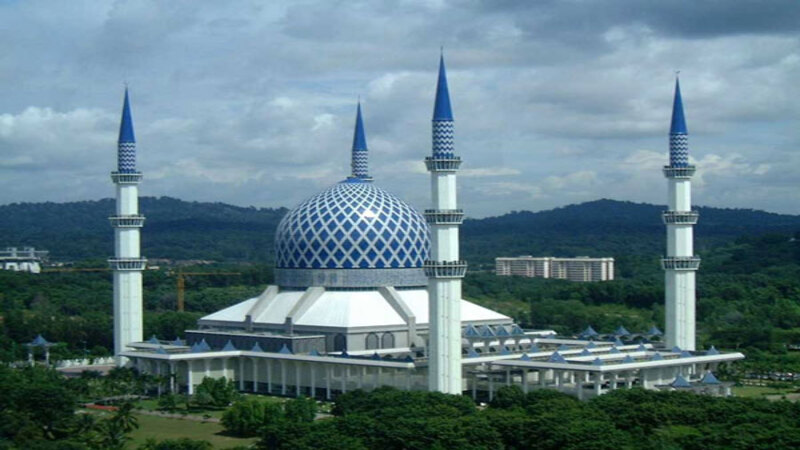 Nhà Thờ Hồi Giáo Quốc Gia với kiến trúc độc đáo