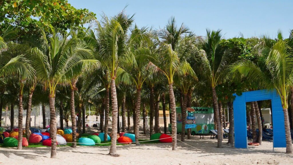 Khu vực bãi biển khu du lịch Mirae Park
