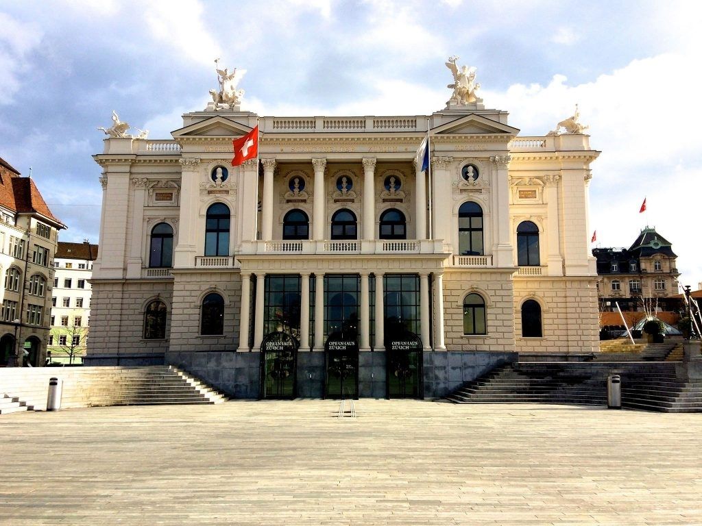 Nhà Hát Opera Zurich