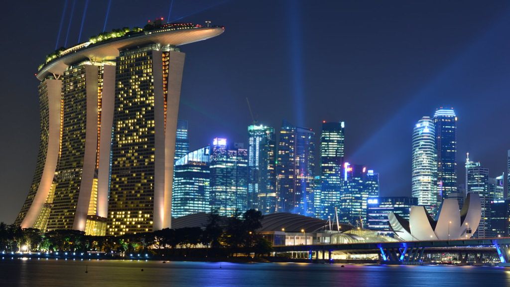 Chiêm ngưỡng thành phố hiện đại Singapore về đêm