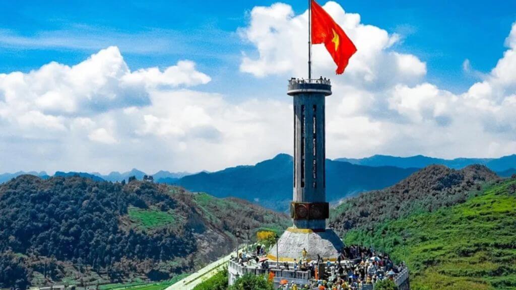 Cột cờ Lũng Cú - Điểm cực Bắc của Tổ quốc