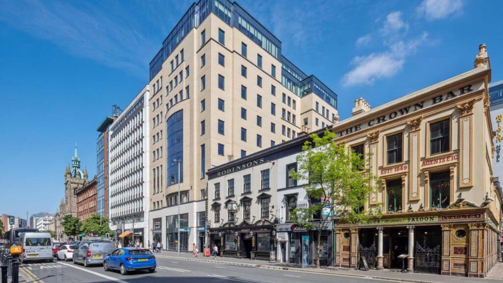 Great Victoria Street – Tuyến phố sầm uất giữa lòng Belfast