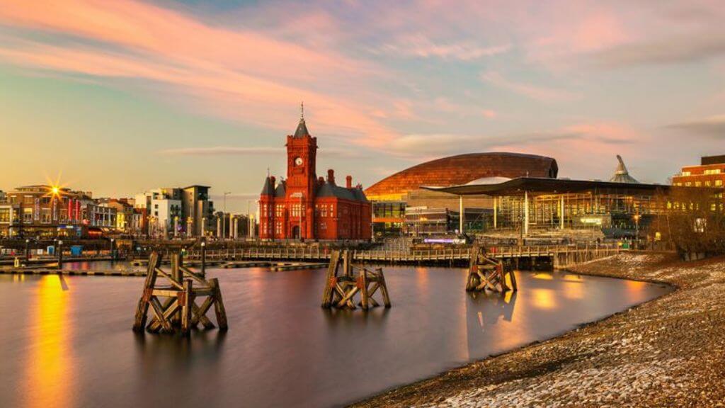 Vịnh Cardiff – khu vực ven biển nổi tiếng của xứ Wales