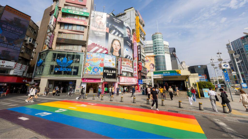 Con đường cầu vồng nổi tiếng ở khu Ximending, Đài Bắc