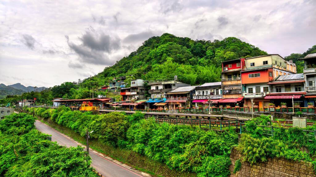 Phố cổ Shifen – điểm đến lãng mạn nổi tiếng với hoạt động thả đèn trời