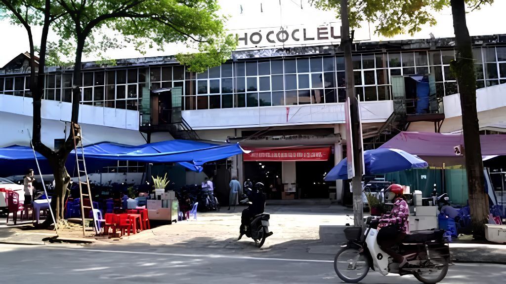 Chợ cốc Lếu - trung tâm thương mại lớn nhất Lào Cai