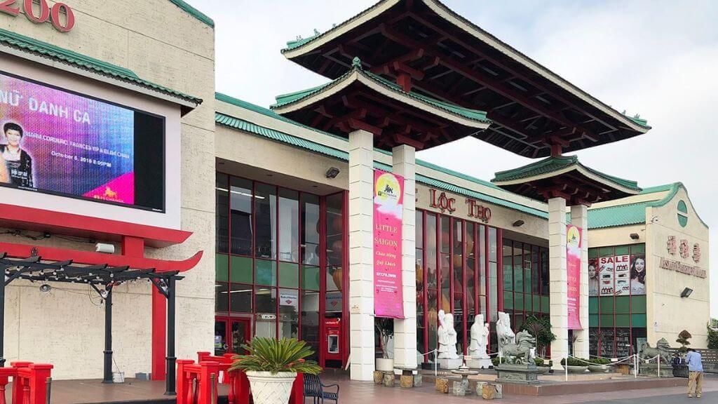 Thăm quan Thương xá Phước Lộc Thọ, niềm tự hào của người Việt trên đất Mỹ