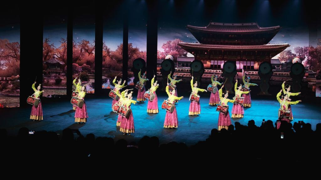 Tự do thưởng thức show Tống Thành Thiên Cổ Tình