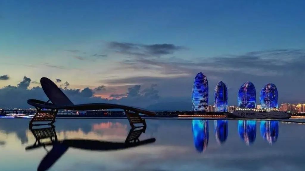 Khám Phá Hawaii Châu Á  Hải Nam   Trung Quốc