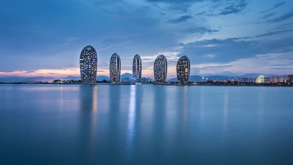 Đảo Phượng Hoàng về đêm