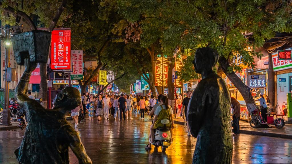 Phố Hồi giáo Tây An – khu phố ẩm thực và văn hóa đặc sắc của cộng đồng người Hồi