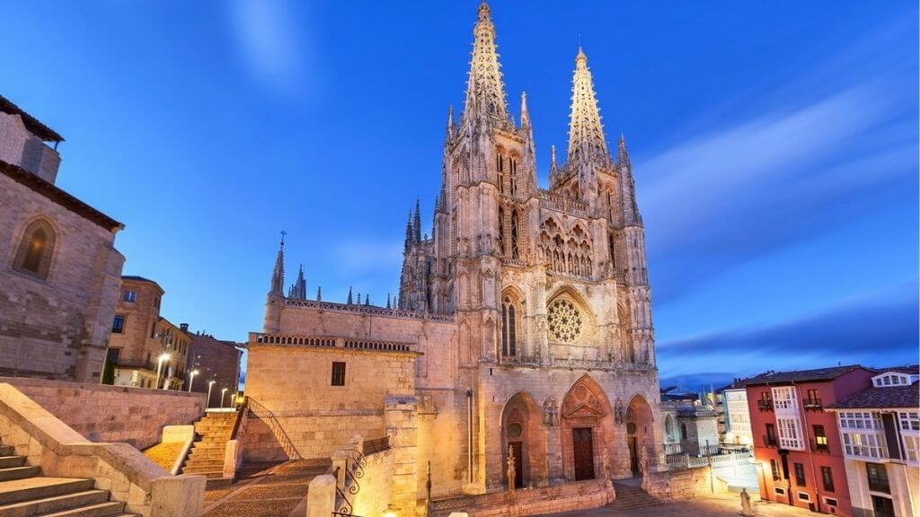 Nhà thờ Chánh Tòa Burgos – Kiệt tác Gothic Tây Ban Nha
