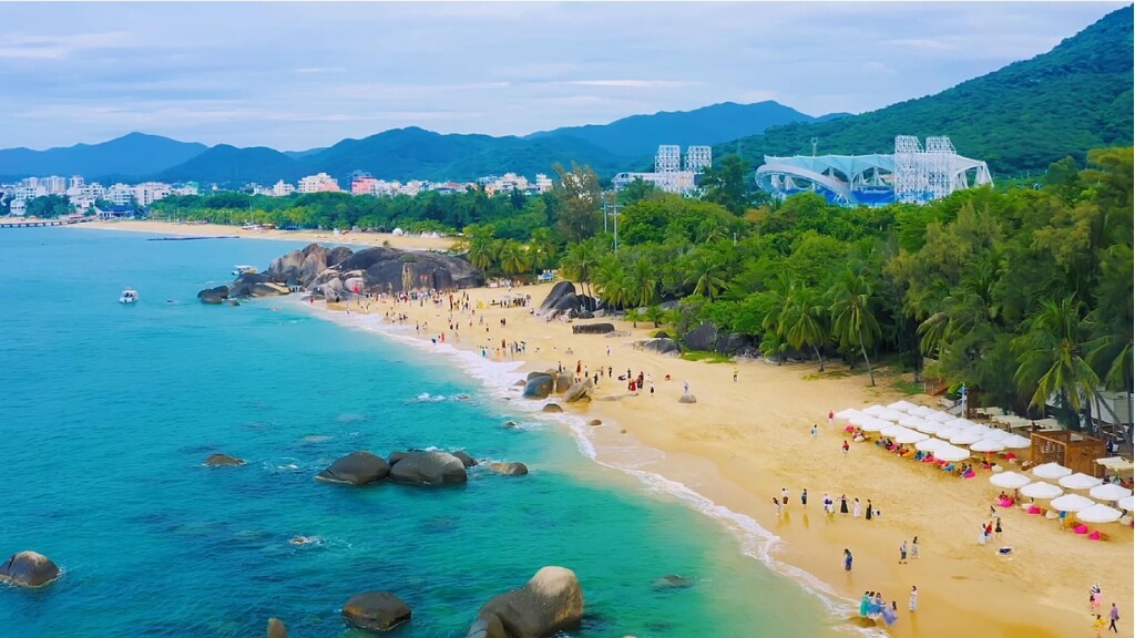 Tham quan bãi biển Thiên Nhai Hải Giác tuyệt đẹp