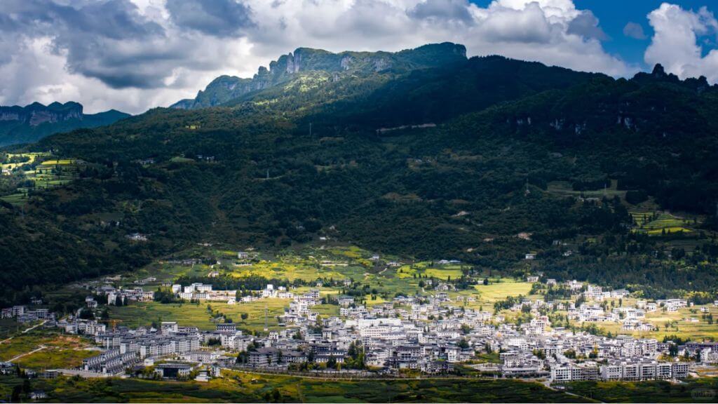 Toàn cảnh Ân Thi nhìn từ trên cao