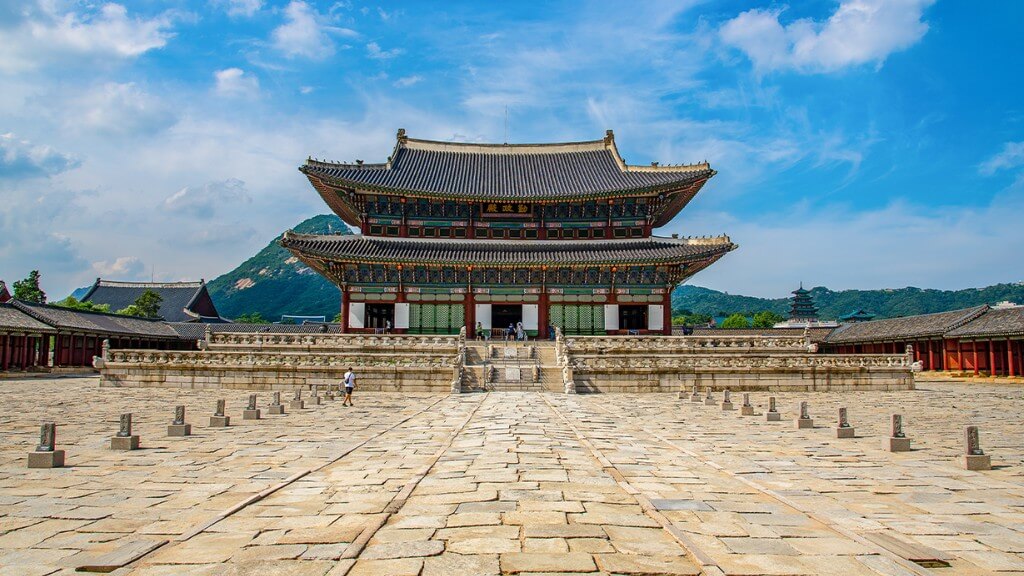 Tham quan Cung điện Gyeongbok hơn 600 năm lịch sử