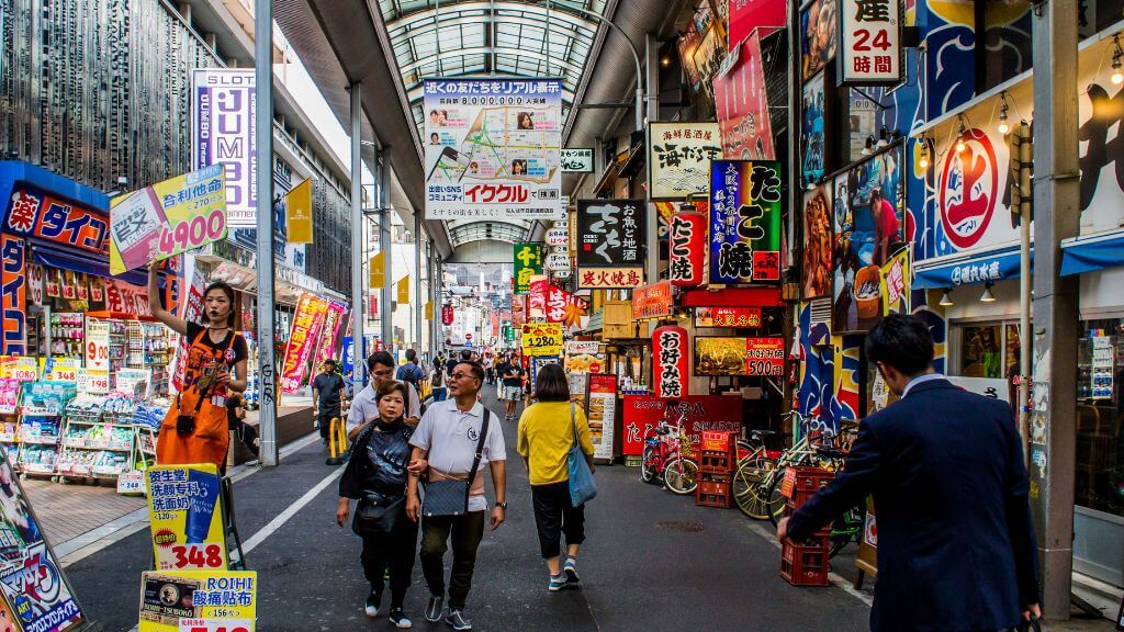 Shinsaibashi   Khu mua sắm sầm uất của Osaka