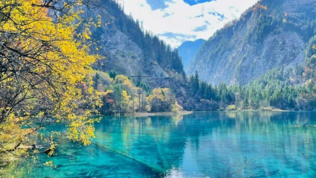 Thiên đường hạ giới Cửu Trại Câu