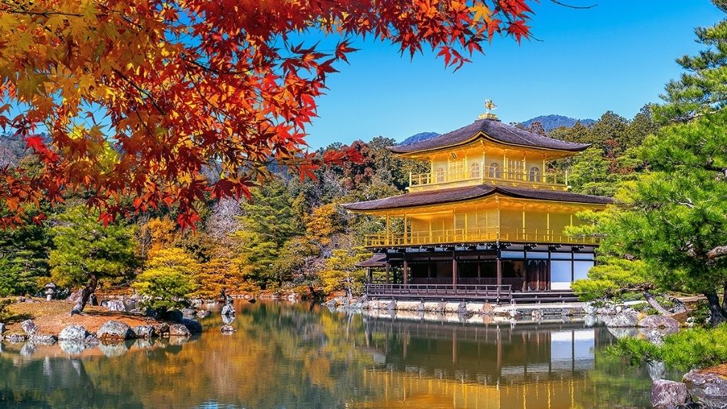 Chùa Vàng Kinkakuji là biểu tượng kiến trúc Phật giáo Nhật Bản thời Muromachi