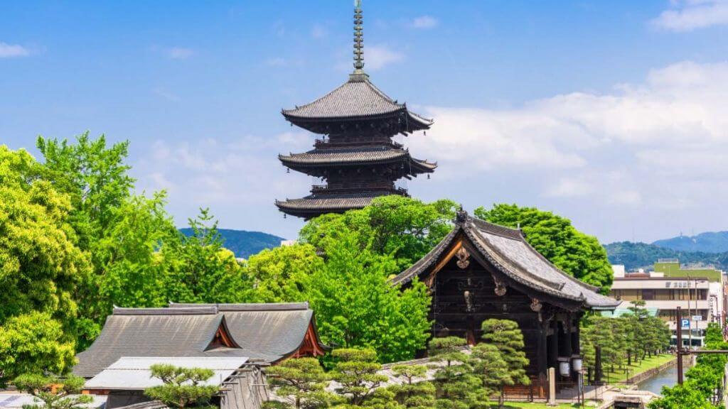 Chùa Toji – biểu tượng kiến trúc vượt thời gian của Kyoto với tòa tháp gỗ cao nhất Nhật Bản