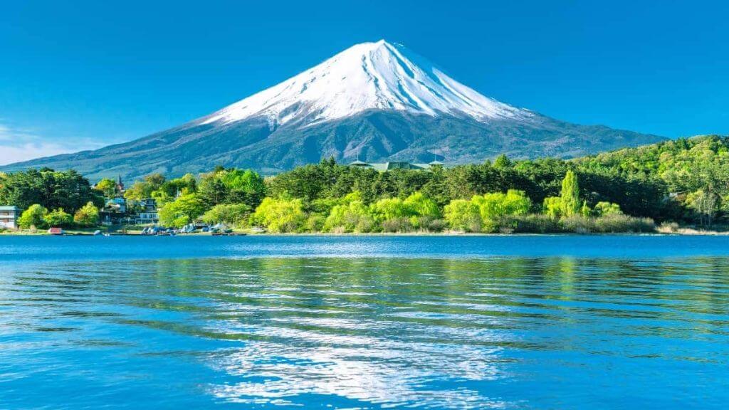 Núi Phú Sĩ – biểu tượng thiêng liêng của Nhật Bản