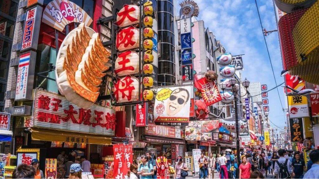 Quý khách tự do khám phá và mua sắm tại khu thương mại sầm uất Shinsaibashi – Nippon Bashi