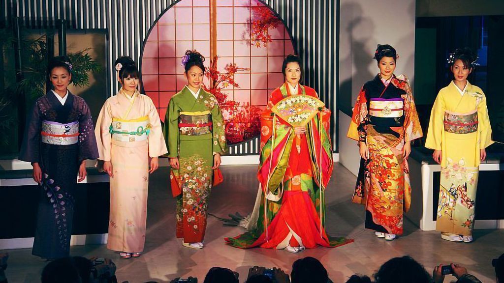 Thưởng thức Kimono Show đặc sắc