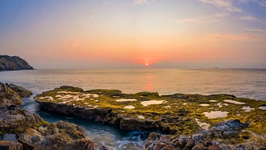 Hang Rái địa điểm nổi tiếng  không thể bỏ qua khi tham gia tour Ninh Thuận 3N2Đ