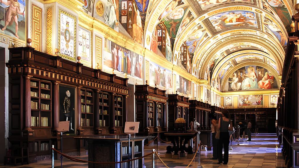 Lâu đài San Lorenzo de El Escorial – công trình đẹp đến lặng người