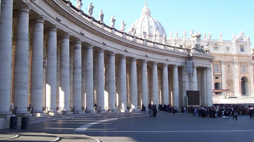 Vương cung Thánh đường Thánh Phêrô lộng lẫy tại Vatican
