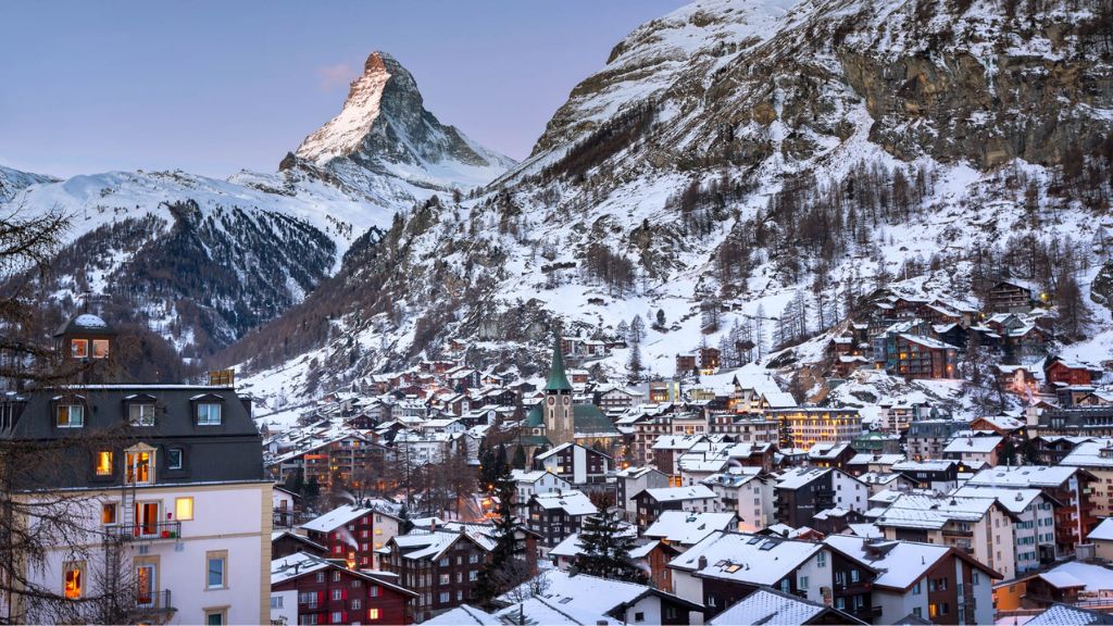 Vẻ đẹp mùa đông tuyết trắng tại thị trấn Zermatt